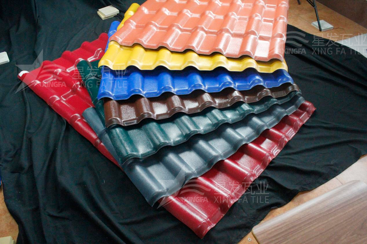 防腐屋面瓦廠家生產(chǎn)的樹脂瓦有哪3大必不可少的優(yōu)點(diǎn)？