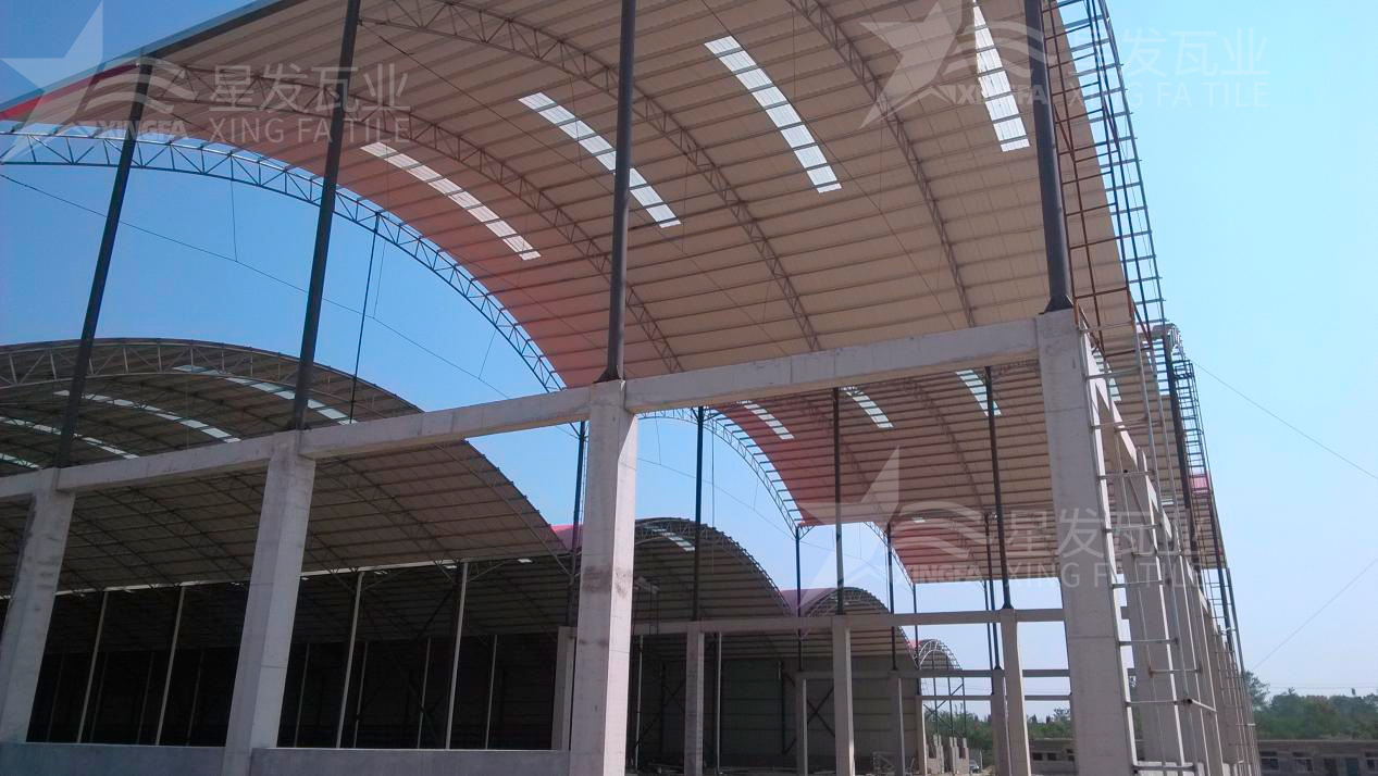 樹脂瓦廠家教你：在惡劣環(huán)境條件下，用什么屋面瓦安全又可靠？