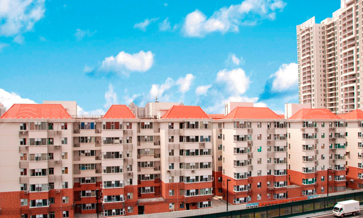 平改坡工程用合成樹脂瓦的優(yōu)勢(shì)，不僅僅是提升城市形象那么簡單！