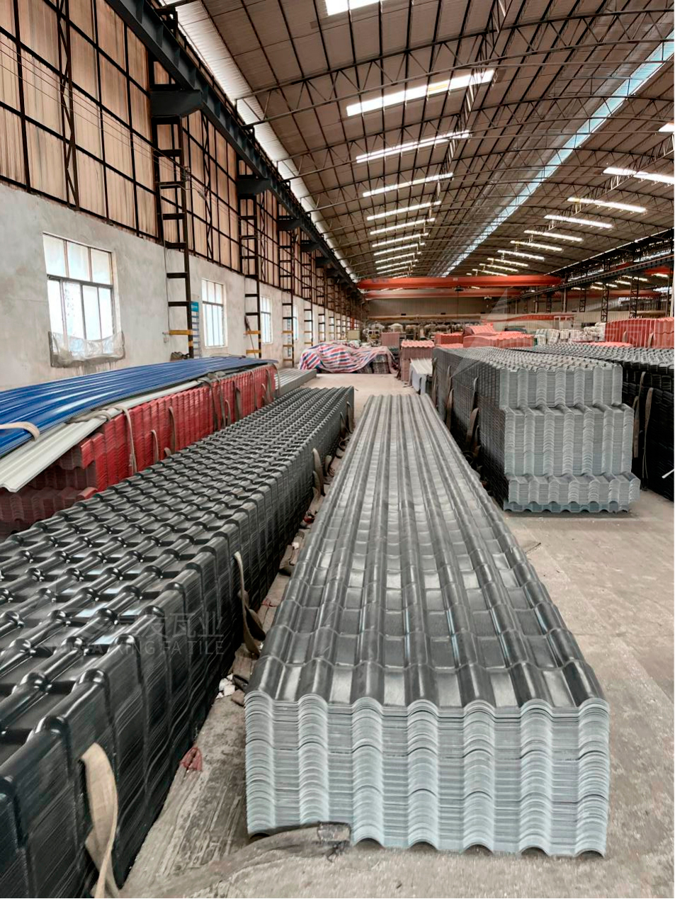 實(shí)力合成樹(shù)脂瓦生產(chǎn)廠家直銷(xiāo)的3大優(yōu)勢(shì)！