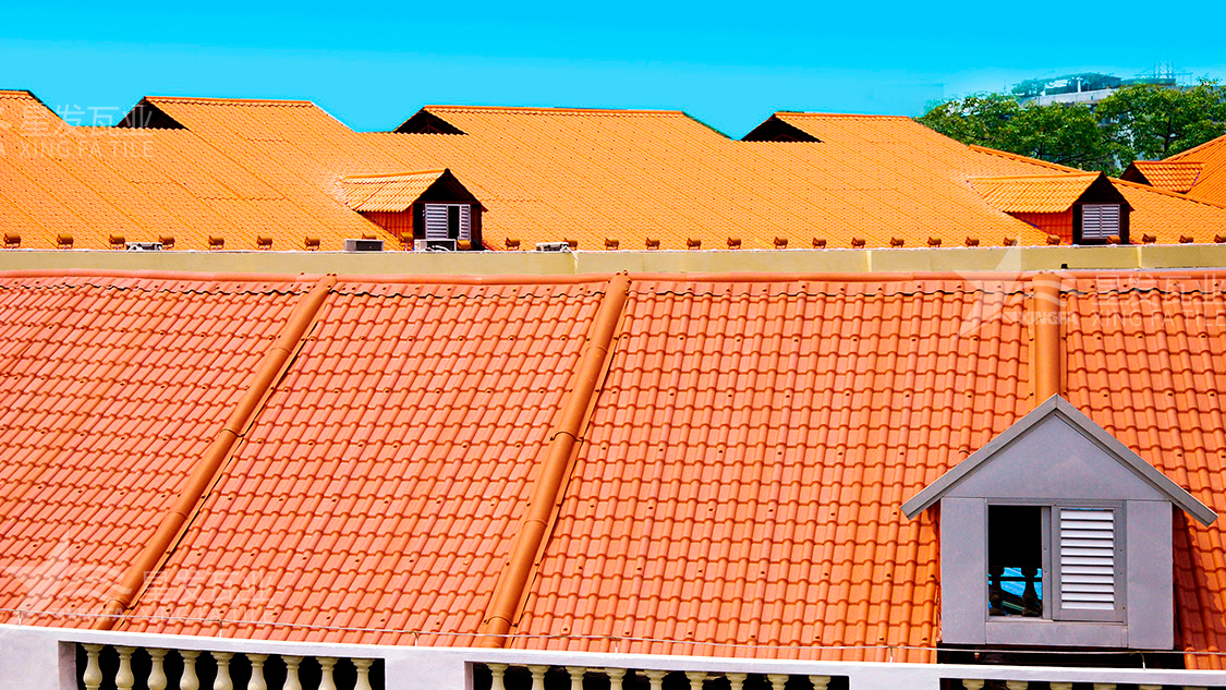 看這里！在你買(mǎi)的樹(shù)脂瓦為什么會(huì)開(kāi)裂褪色？