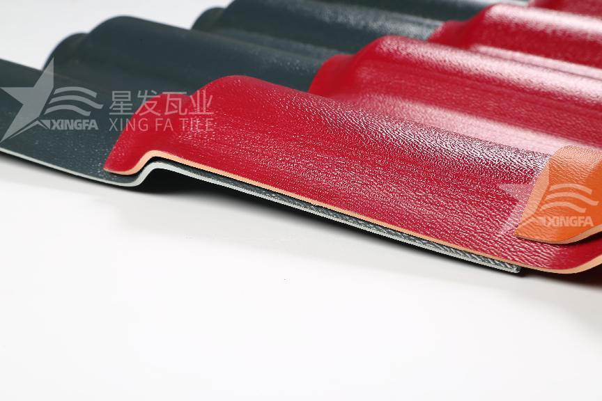 合成樹脂瓦的四層材質(zhì)揭秘：讓你徹底了解屋頂?shù)谋Ｗo體系！