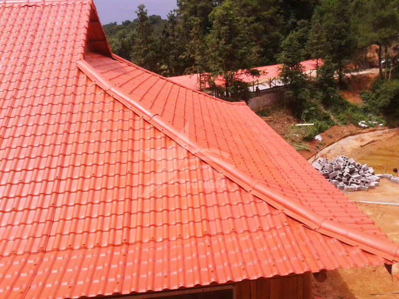 樹(shù)脂瓦防水性能，樹(shù)脂瓦的防水物理特性暴雨也不怕