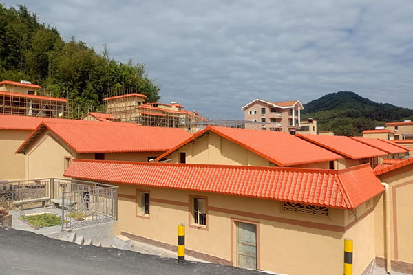 農(nóng)村建房選擇樹脂瓦，到底有什么好處？