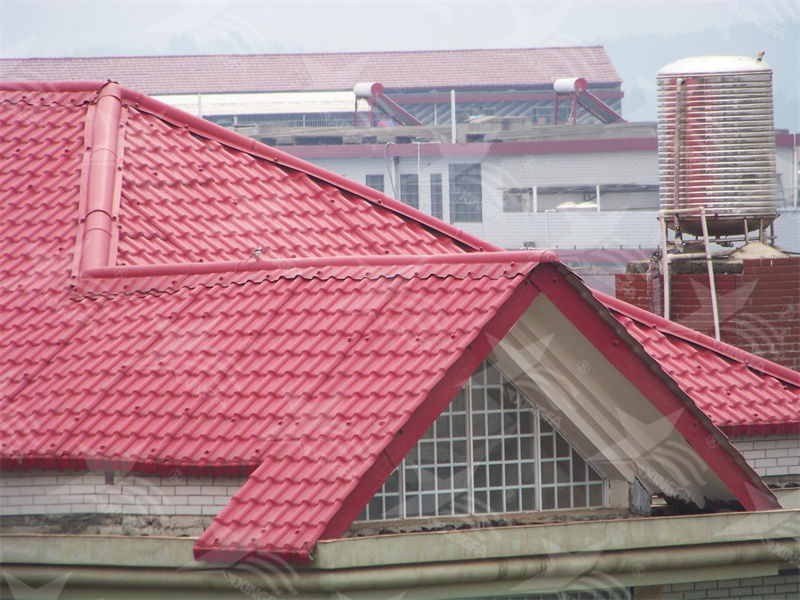 鄉(xiāng)村別墅的屋面新選擇——樹脂瓦，美觀實用的典范！